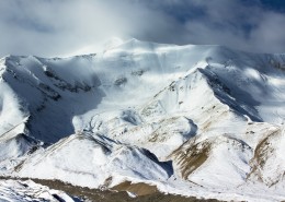 青海阿尼玛卿山自然风景图片(18张)