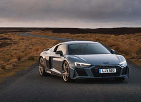 一组全新的全新Audi R8 V10 Performance图片