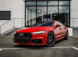 一组红色帅气的Audi A7 Sportback