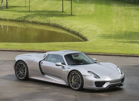 保时捷 918 Spyder 三神车里外观最低调的那位